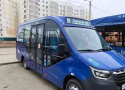 В крупный астраханский микрорайон пустили дополнительные автобусы