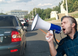 Астраханец создал петицию против выделенных полос для автобусов