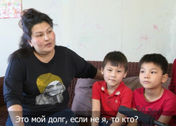 Астраханские бойцы СВО получили новогодние открытки от своих детей