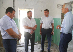 В удаленных селах Астраханской области ремонтируют ФАПы