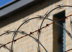 Астраханца признали виновным в изнасиловании