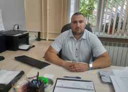 Депутат Виктор Сяснев пытается вернуть астраханцам потерянный час