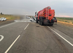 В жестком ДТП в Астраханской области погибли трое полицейских, названа причина аварии