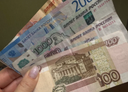 Преподаватель астраханского вуза попал под следствие за взятку от иностранки