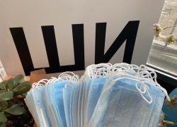 Больше трех тысяч астраханцев лечатся от COVID-19 дома