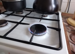 Под Астраханью мужчина умело воровал газ из общей трубы: почти как призрак