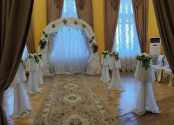 Астраханцы заключили 359 браков в первый месяц весны