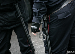 Астраханский полицейский признан виновным в вымогательстве интимных фотографий у несовершеннолетней   