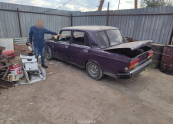 Астраханец угнал автомобиль и вымогал деньги у владельца за найденные документы 