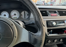 По Астраханской области разъезжал иностранец с купленными правами