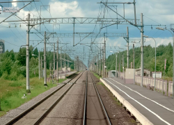 Жители Астрахани и Волгограда обратились к Мишустину с просьбой электрифицировать железную дорогу