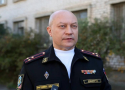 Военком ответил на вопросы астраханцев о призывной кампании