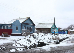Астраханский губернатор взял проблему водоснабжения села Тишково на контроль