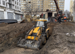 В одном из крупных районов Астрахани поэтапно улучшают систему водоотведения