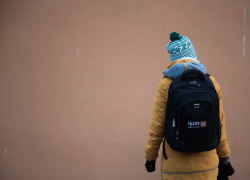 В Астраханской области школы одна за другой уходят на карантин