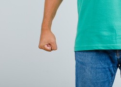 В Астрахани местного жителя заподозрили в драке с полицейским