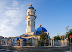 Игорь Бабушкин поздравил мусульман Астраханской области с праздником Курбан-байрам