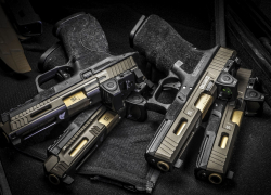 В Астрахани у местного жителя вопреки диагнозу было право на хранение оружия 