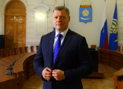 Игорь Бабушкин поздравил работников морского и речного транспорта с праздником