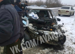 Под Астраханью в страшной аварии пострадала девушка