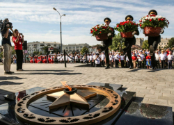 В Астрахани в День ВМФ открыли «Аллею Российской славы»