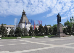 В Астрахани на площади Ленина появилась новая остановка