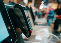 В Астрахани сотрудница кафе спала, пока её грабили