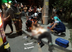 В жестком ДТП в Астрахани погиб мотоциклист 