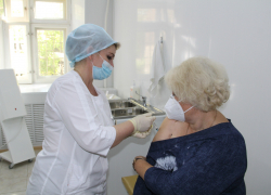 Астраханка поделились своими впечатлениями после прививки от коронавируса