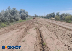 Проблемной дорогой «Марфино - Калинино» под Астраханью ближайшие 5 лет никто не займется