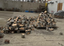 В Астрахани ищут грузчиков: зарплатные предложения достигают 90 тысяч рублей