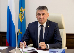 В Астраханской области глава Наримановского района досрочно сложил полномочия
