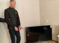 Внучка обманутой астраханки помогла поймать серийного мошенника