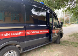 На астраханца возбудили уголовное дело за нанесение ножевого полицейскому