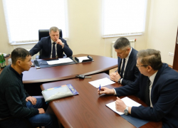 Игорь Бабушкин пообещал газ жителям Наримановского района