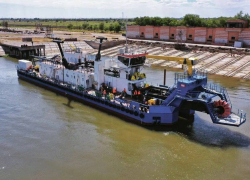 В Астраханской области до 2026 года построят шесть земснарядов 