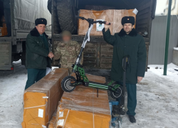 Астраханская таможня передала конфискованные электросамокаты на нужды СВО