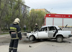 В Астрахани в ДТП погиб молодой мужчина, еще двое детей оказались в больнице