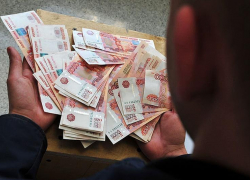 В Астрахани гендиректор УК похитил 3,7 миллионов рублей у жильцов обслуживаемых домов