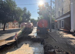 Жителям Астрахани снизят напор воды в кранах из-за аварии на водопроводе