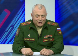 Военная контрразведка проводит обыски у бывшего астраханского военкома
