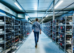 Житель Казани обманул астраханцев и других россиян на 19 миллионов рублей