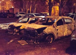 Астраханскому депутату сожгли машину