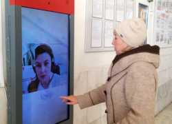 Посетители астраханского вокзала обратились к справочным видеоматериалам более 8000 раз