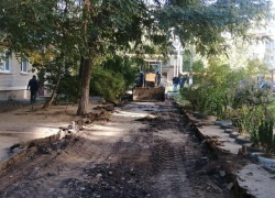 В четырёх районах Астрахани к концу года завершат ремонт 16 дворов