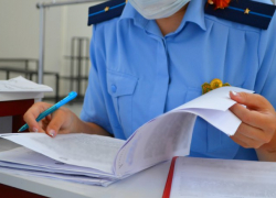 В Астрахани женщина затопила соседа и даже после суда отказалась выплачивать компенсацию 