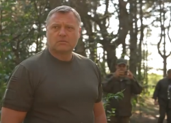 Игорь Бабушкин навестил астраханцев в зоне СВО и передал гумпомощь