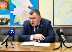 Под Астраханью выращивают «талгарских красавиц» и разводят страусов