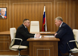 Игорь Бабушкин обсудил с федеральным минстроем повышение комфорта жизни астраханцев 