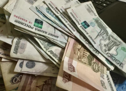 Мошенники пообещали устроить астраханца в Госавтоинспекцию за 600 тысяч рублей